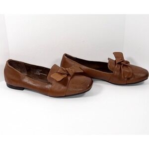 Born Carrine Loafer Flat Brown Leather SlipOn Minimalist Classic Office Career 8